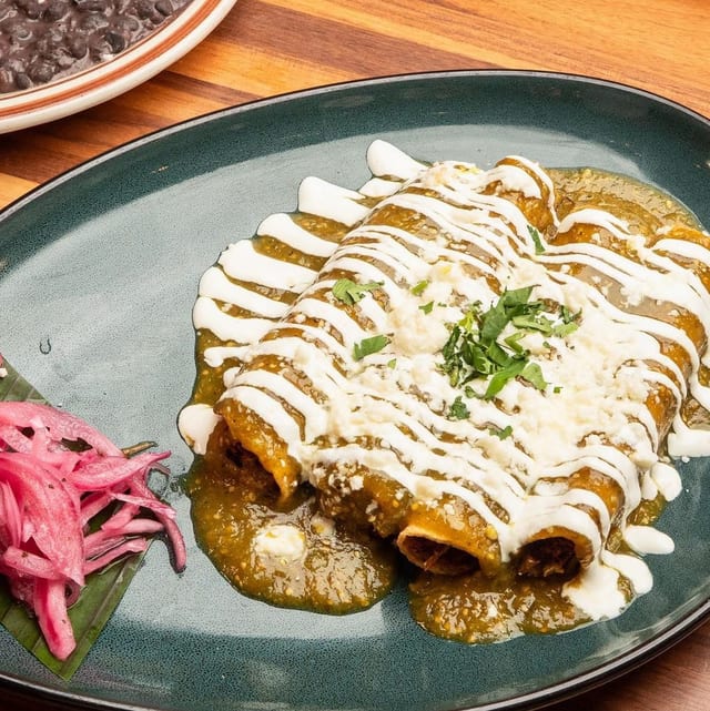 Flautas Mexicanas.